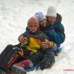 kids-snowplay