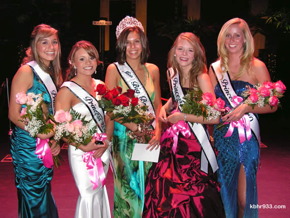 Miss Big Bear 2010 and her court: (from left) First Princess Elaine Flores (and winner of a $1000 scholarship), Second Princess Ashley Rolston, Miss Big Bear Caroline Forry, Third Princess Dreama DePaiva, and Fourth Princess Michelle Ritenour.