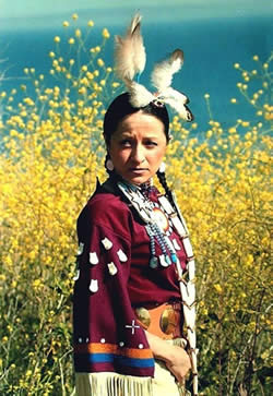 Native American dancer Elaine Meyers will be performing a variety of dances (and children--and adults--are welcome to join her) during the Feast of the Harvest Moon celebration.